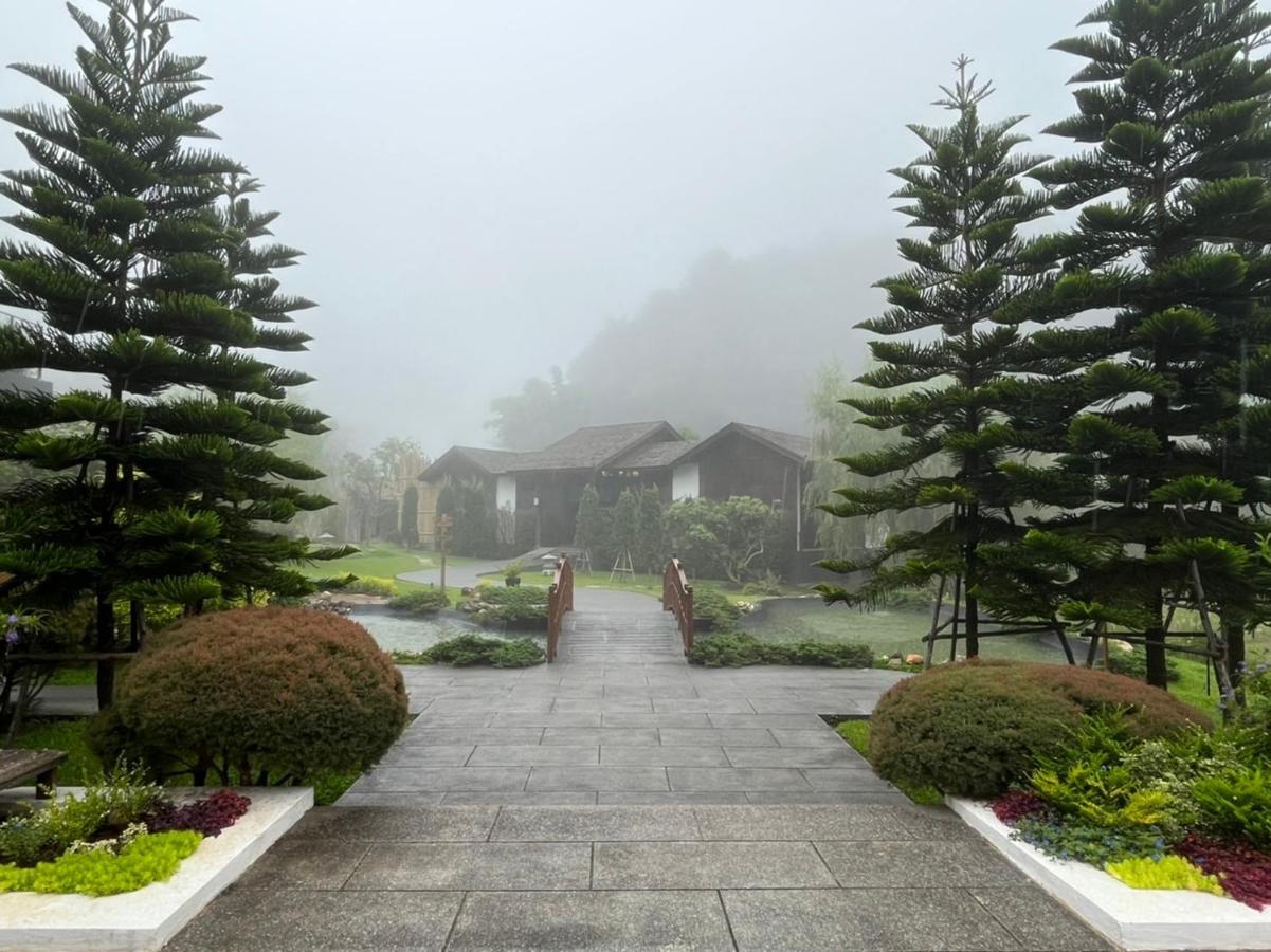 Onsen At Moncham Tempat peranginan Mae Rim